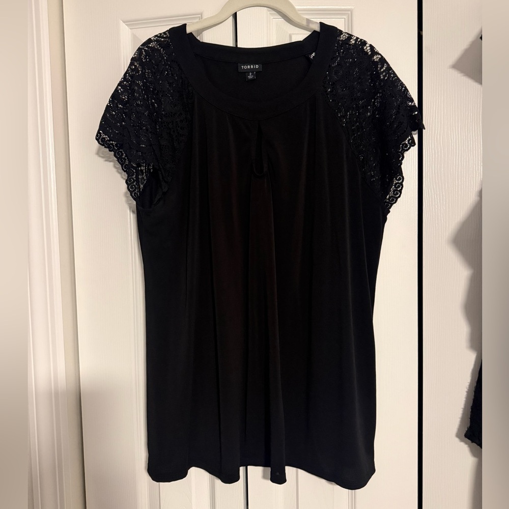 Staple wardrobe piece! Size 2 torrid!